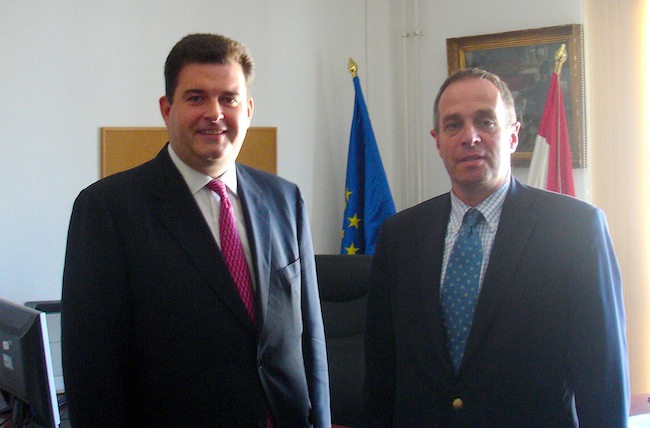Read more about the article Anthony Bailey meets Minister of Religions of Hungary