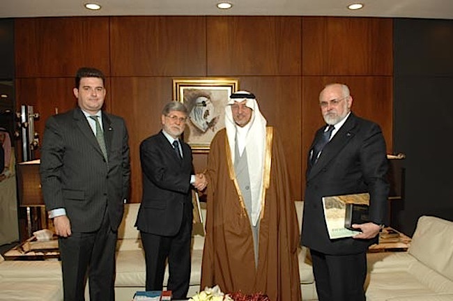 You are currently viewing Foreign Minister of Brazil visits Saudi Arabia