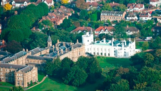 You are currently viewing Anthony Bailey appointed Governor of St Mary’s University College, Twickenham